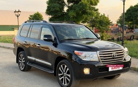 Toyota Land Cruiser 200, 2013 год, 3 300 000 рублей, 2 фотография