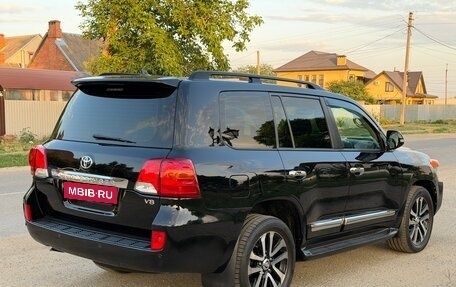 Toyota Land Cruiser 200, 2013 год, 3 300 000 рублей, 7 фотография