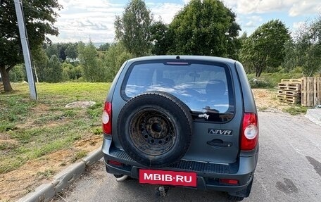 Chevrolet Niva I рестайлинг, 2009 год, 370 000 рублей, 5 фотография