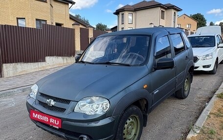 Chevrolet Niva I рестайлинг, 2009 год, 370 000 рублей, 2 фотография