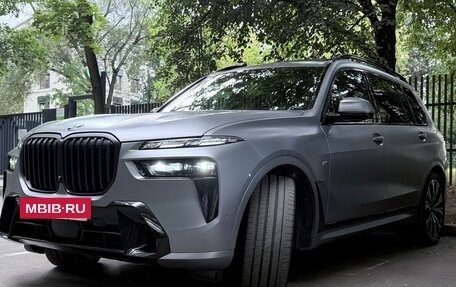 BMW X7, 2023 год, 13 800 000 рублей, 2 фотография