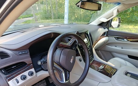 Cadillac Escalade IV, 2015 год, 3 600 000 рублей, 24 фотография