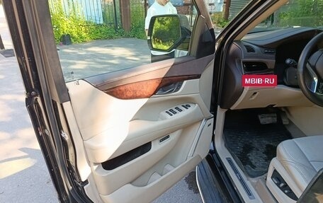 Cadillac Escalade IV, 2015 год, 3 600 000 рублей, 26 фотография