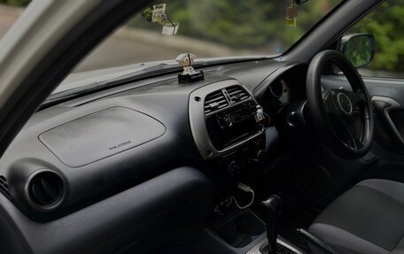 Toyota RAV4, 2003 год, 740 000 рублей, 10 фотография