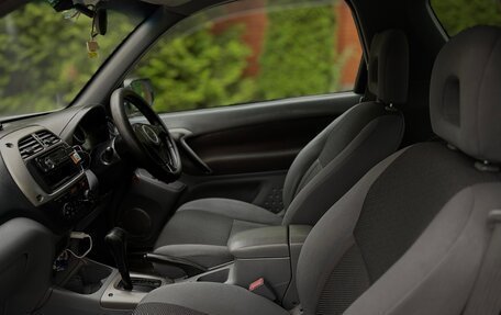 Toyota RAV4, 2003 год, 740 000 рублей, 13 фотография