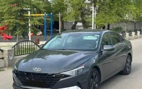 Hyundai Elantra, 2023 год, 1 590 000 рублей, 3 фотография