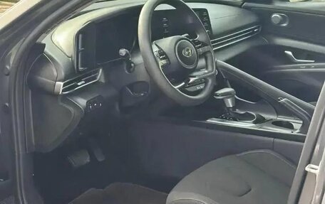 Hyundai Elantra, 2023 год, 1 590 000 рублей, 7 фотография