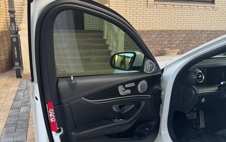 Mercedes-Benz E-Класс, 2019 год, 4 000 000 рублей, 7 фотография