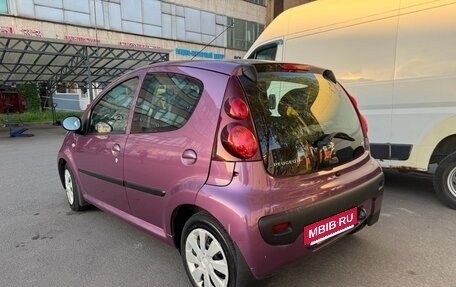 Peugeot 107 I рестайлинг, 2014 год, 690 000 рублей, 8 фотография