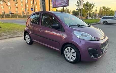 Peugeot 107 I рестайлинг, 2014 год, 690 000 рублей, 17 фотография