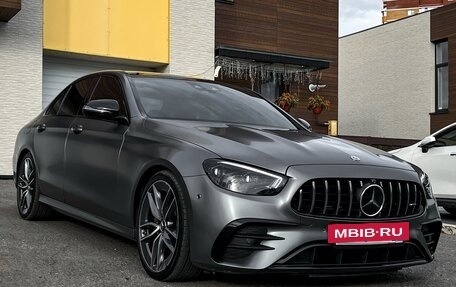 Mercedes-Benz E-Класс AMG, 2021 год, 7 800 000 рублей, 4 фотография