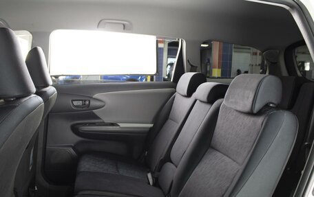 Toyota Wish II, 2012 год, 1 290 000 рублей, 7 фотография