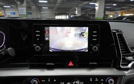 KIA Sportage IV рестайлинг, 2022 год, 2 690 000 рублей, 6 фотография