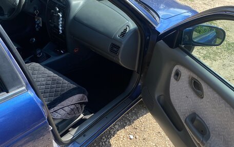 Suzuki Baleno I, 2000 год, 300 000 рублей, 2 фотография