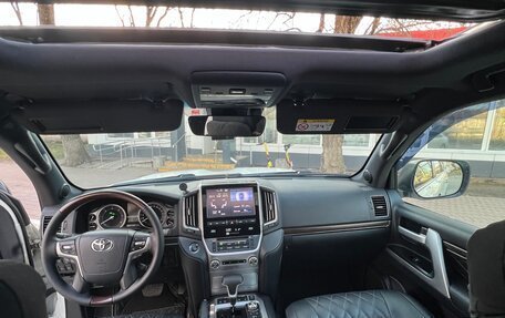 Toyota Land Cruiser 200, 2017 год, 7 200 000 рублей, 8 фотография