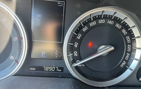 Toyota Land Cruiser 200, 2017 год, 7 200 000 рублей, 11 фотография