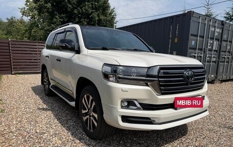 Toyota Land Cruiser 200, 2017 год, 7 200 000 рублей, 3 фотография