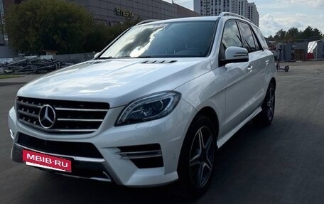Mercedes-Benz M-Класс, 2013 год, 2 200 000 рублей, 2 фотография