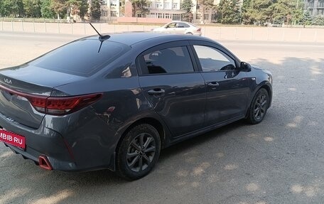 KIA Rio IV, 2021 год, 1 300 000 рублей, 2 фотография