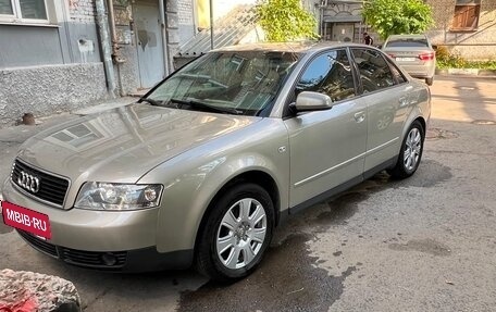 Audi A4, 2002 год, 650 000 рублей, 2 фотография