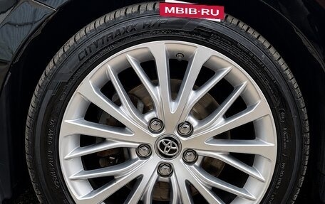 Toyota Camry, 2018 год, 2 650 000 рублей, 6 фотография