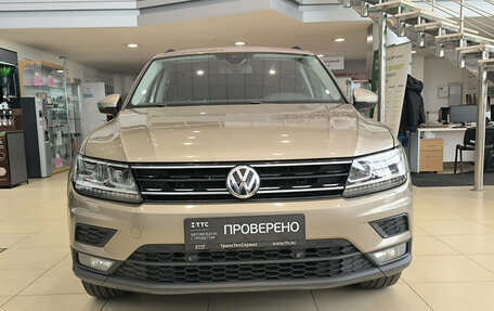 Volkswagen Tiguan II, 2019 год, 1 880 000 рублей, 6 фотография