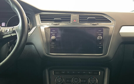 Volkswagen Tiguan II, 2019 год, 1 880 000 рублей, 19 фотография