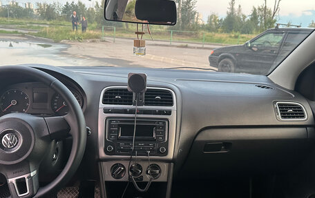 Volkswagen Polo VI (EU Market), 2013 год, 850 000 рублей, 9 фотография