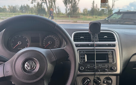 Volkswagen Polo VI (EU Market), 2013 год, 850 000 рублей, 10 фотография