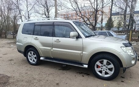 Mitsubishi Pajero IV, 2008 год, 1 300 000 рублей, 3 фотография