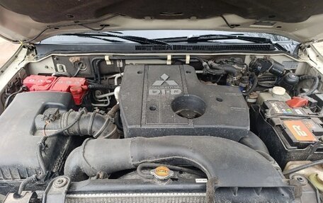Mitsubishi Pajero IV, 2008 год, 1 300 000 рублей, 19 фотография