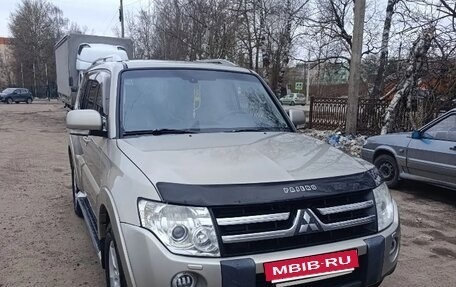 Mitsubishi Pajero IV, 2008 год, 1 300 000 рублей, 2 фотография