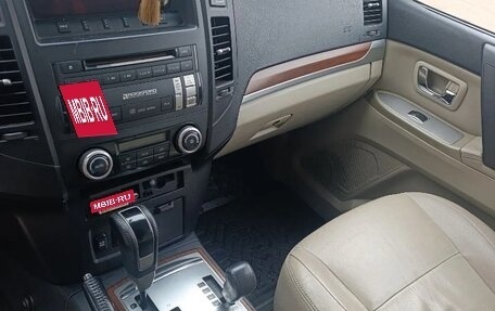 Mitsubishi Pajero IV, 2008 год, 1 300 000 рублей, 11 фотография
