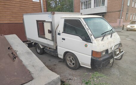 Mitsubishi Delica IV, 1999 год, 400 000 рублей, 4 фотография