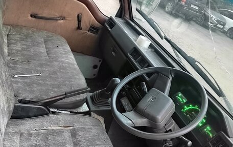 Mitsubishi Delica IV, 1999 год, 400 000 рублей, 9 фотография