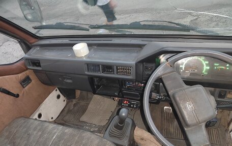 Mitsubishi Delica IV, 1999 год, 400 000 рублей, 10 фотография