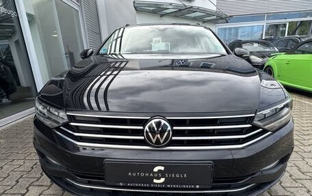 Volkswagen Passat B8 рестайлинг, 2022 год, 2 350 000 рублей, 5 фотография