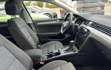 Volkswagen Passat B8 рестайлинг, 2022 год, 2 350 000 рублей, 13 фотография