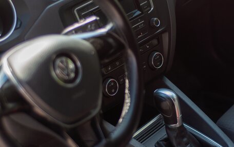 Volkswagen Jetta VI, 2016 год, 1 100 000 рублей, 7 фотография