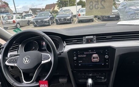 Volkswagen Passat B8 рестайлинг, 2022 год, 2 350 000 рублей, 11 фотография