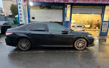 Toyota Camry, 2018 год, 2 200 000 рублей, 3 фотография
