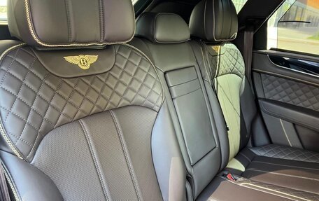 Bentley Bentayga I, 2019 год, 9 990 000 рублей, 22 фотография