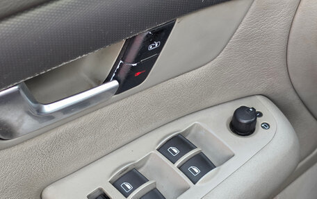 Audi A4, 2004 год, 320 000 рублей, 10 фотография