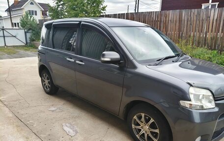 Toyota Sienta I, 2011 год, 780 000 рублей, 2 фотография