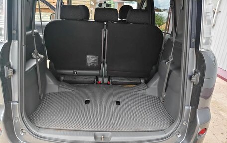 Toyota Sienta I, 2011 год, 780 000 рублей, 10 фотография