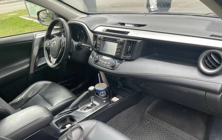 Toyota RAV4, 2016 год, 2 170 000 рублей, 9 фотография
