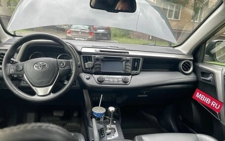 Toyota RAV4, 2016 год, 2 170 000 рублей, 8 фотография
