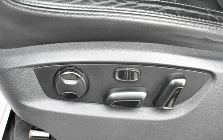 Volkswagen Touareg III, 2010 год, 2 049 000 рублей, 10 фотография