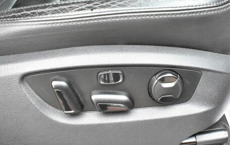 Volkswagen Touareg III, 2010 год, 2 049 000 рублей, 17 фотография