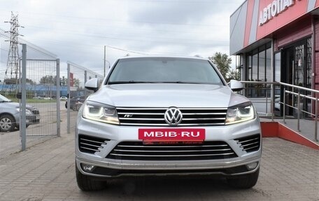 Volkswagen Touareg III, 2010 год, 2 049 000 рублей, 2 фотография